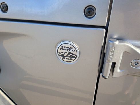 Used 2020 Jeep Wrangler Unlimited Sport S image 37