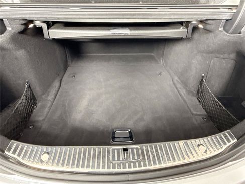 Used 2015 Mercedes-Benz S 550 Sedan image 40