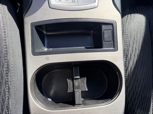 Used 2010 Subaru Legacy 2.5i AWD/4WD image 18