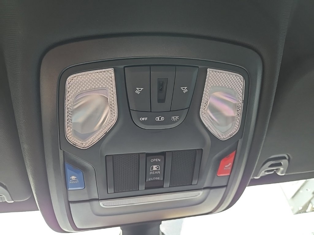 Used 2023 RAM 1500 Big Horn AWD/4WD image 73