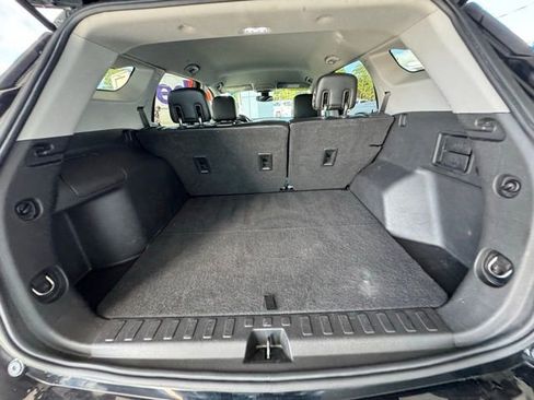 Used 2020 GMC Terrain SLT image 9