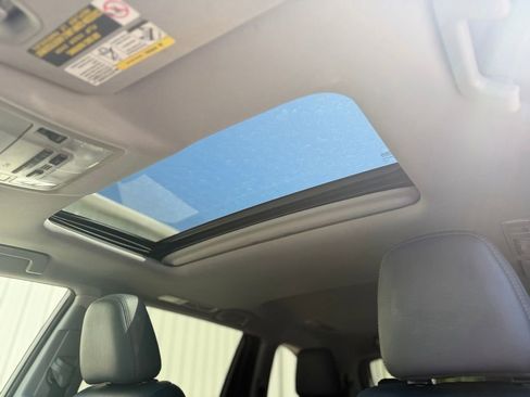 Used 2016 Toyota Highlander XLE image 33