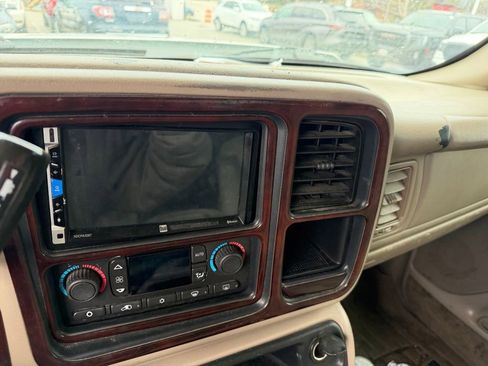 Used 2003 Chevrolet Silverado 2500 LT image 15