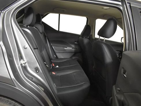 Used 2024 Nissan Kicks SV FWD image 30