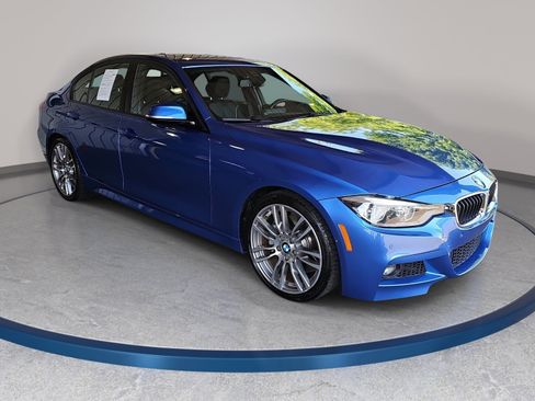 Used 2017 BMW 340i Sedan RWD image 3