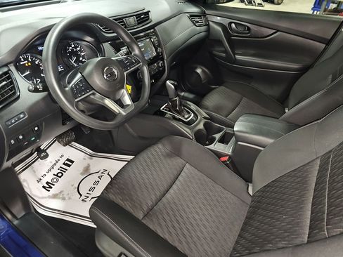 Used 2020 Nissan Rogue S image 29