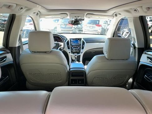 Used 2014 Cadillac SRX Luxury w/ Driver Awareness Package image 11