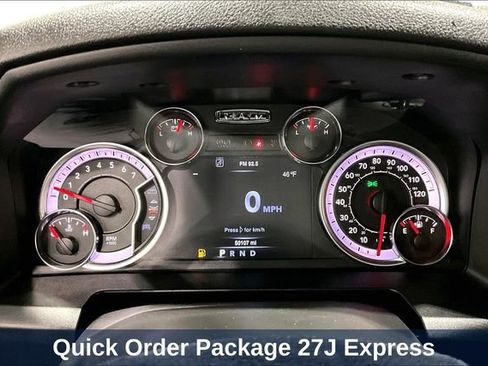Used 2022 RAM 1500 Express w/ Ceramic Grey Express Package AWD/4WD image 19