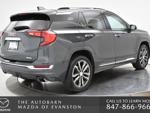 Used 2018 GMC Terrain Denali w/ Advanced Safety Package image 17