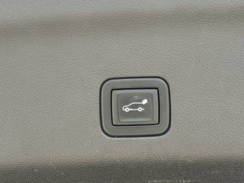 Used 2021 Chevrolet Tahoe RST w/ Luxury Package RWD image 35