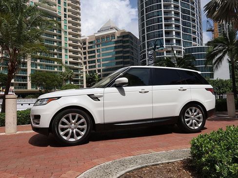Used 2016 Land Rover Range Rover Sport HSE AWD/4WD image 28