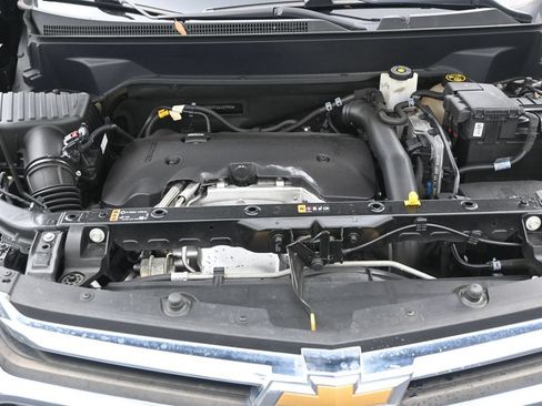 Used 2019 Chevrolet Equinox Premier FWD image 16
