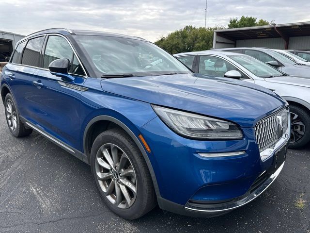 Used 2020 Lincoln Corsair AWD w/ Premium Package image 2