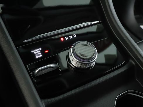 Used 2023 Jeep Grand Cherokee Limited AWD/4WD image 16