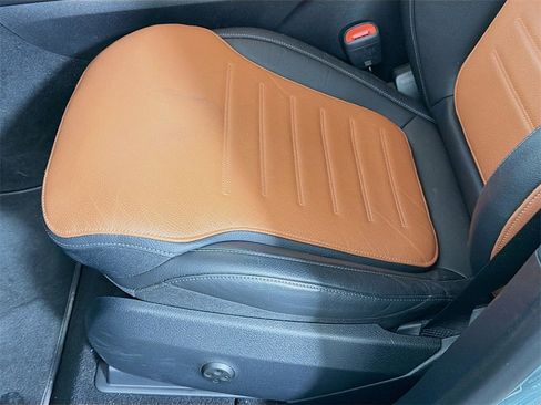 New 2025 Mercedes-Benz GLC 300 4MATIC image 22