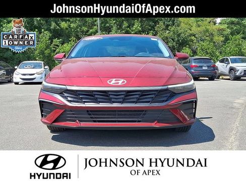 Certified 2024 Hyundai Elantra SEL FWD image 30
