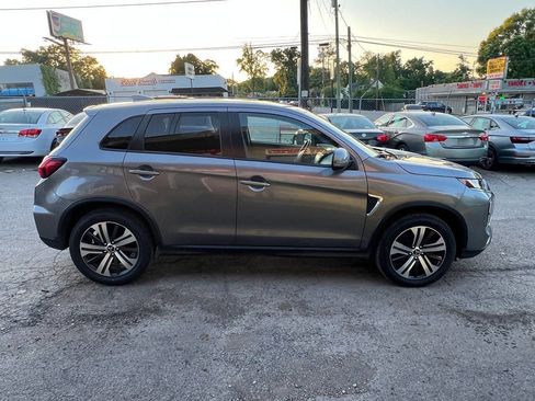 Used 2020 Mitsubishi Outlander Sport SE image 6