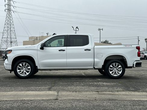 Used 2023 Chevrolet Silverado 1500 Custom image 7