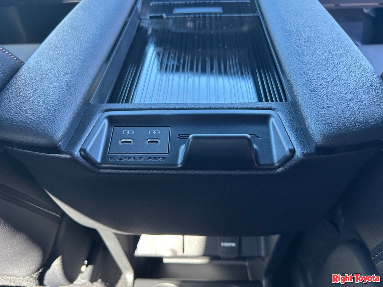 New 2026 Toyota Sienna XLE Woodland Edition AWD/4WD image 16