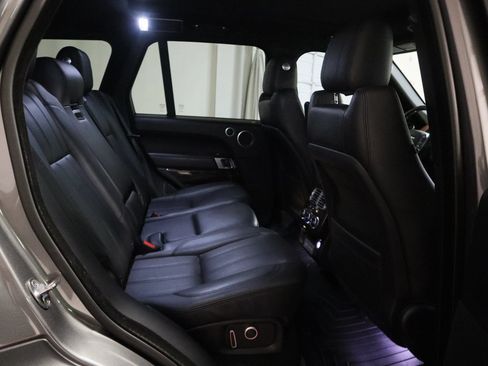 Used 2017 Land Rover Range Rover Supercharged AWD/4WD image 19