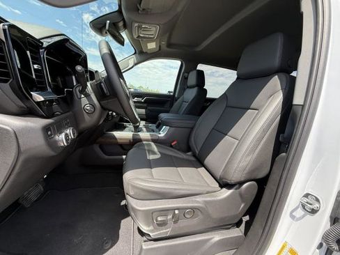 New 2026 GMC Sierra 1500 SLT RWD image 19