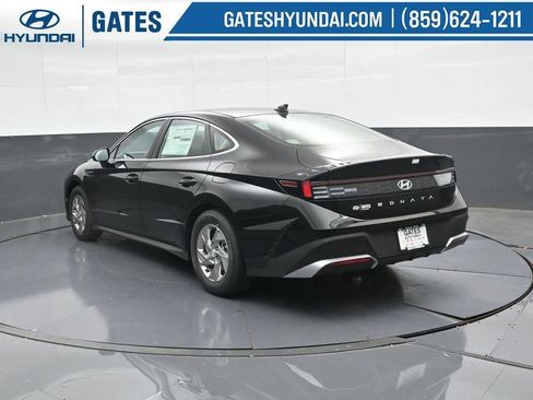 New 2025 Hyundai Sonata SE image 8