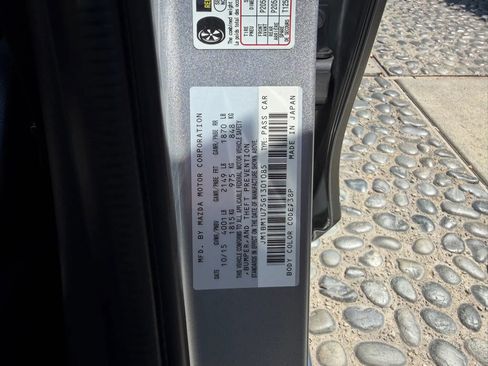Used 2016 MAZDA MAZDA3 i Sport w/ Preferred Equipment Package FWD image 29