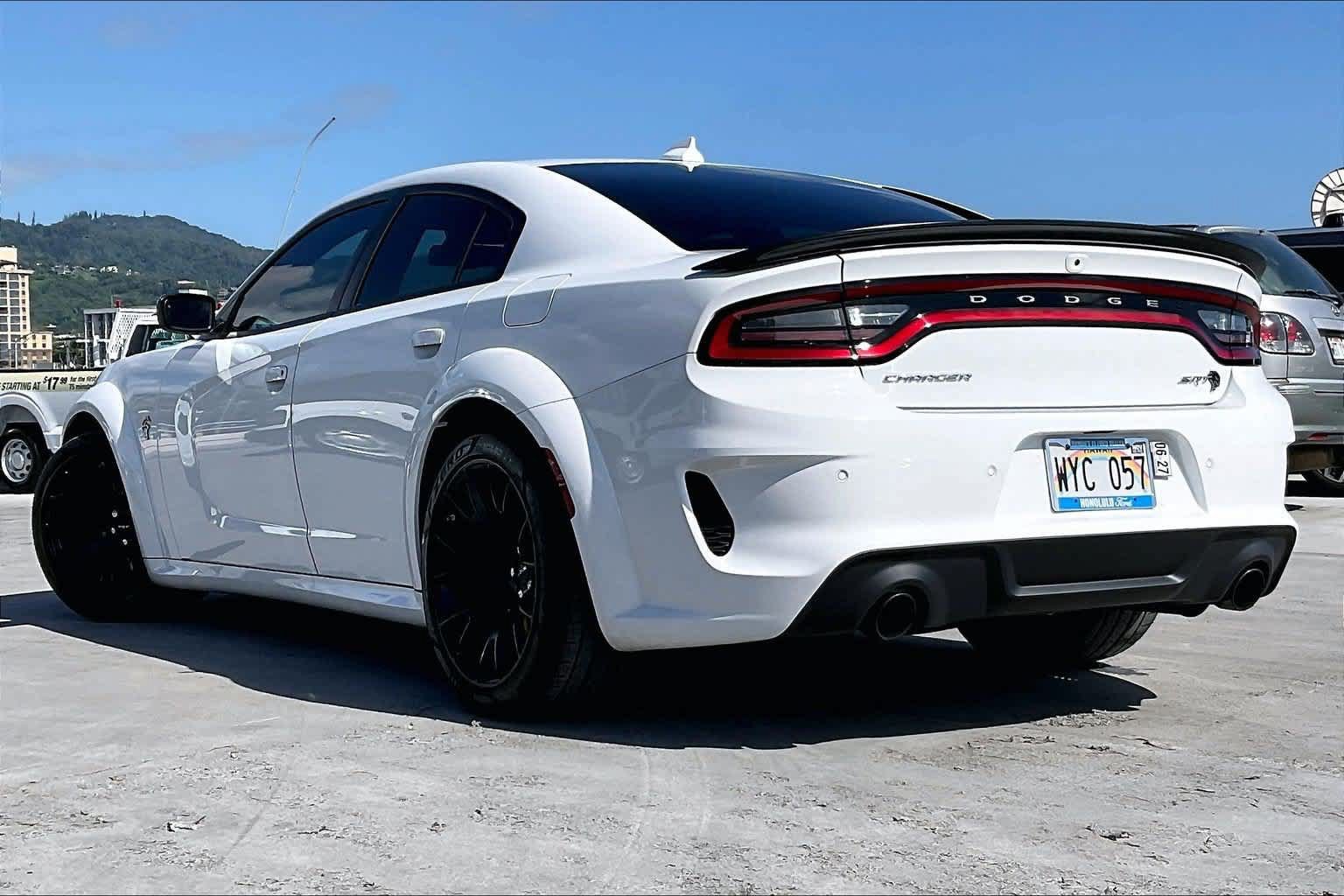 Used 2023 Dodge Charger SRT Hellcat w/ Harman/Kardon Audio Group RWD image 4