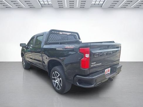 Used 2020 Chevrolet Silverado 1500 LT Trail Boss AWD/4WD image 6
