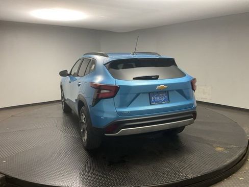 New 2026 Chevrolet Trax LT image 5