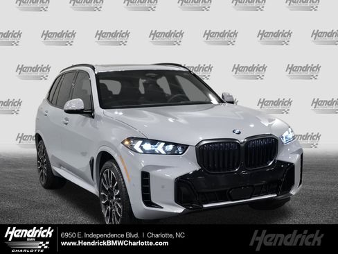 New 2026 BMW X5 sDrive40i image 1