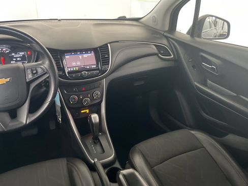 Used 2021 Chevrolet Trax LT AWD/4WD image 31