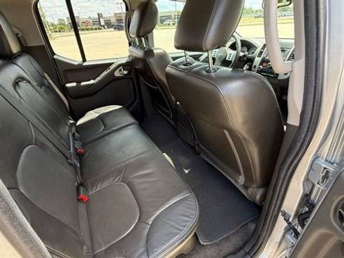 Used 2014 Nissan Frontier PRO-4X w/ Pro-4x Luxury Package AWD/4WD image 50
