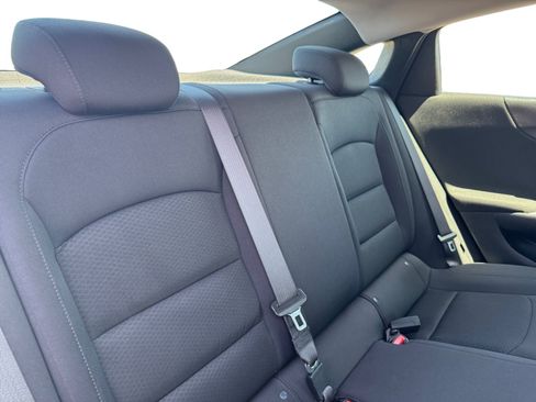 Used 2023 Chevrolet Malibu LS FWD image 18