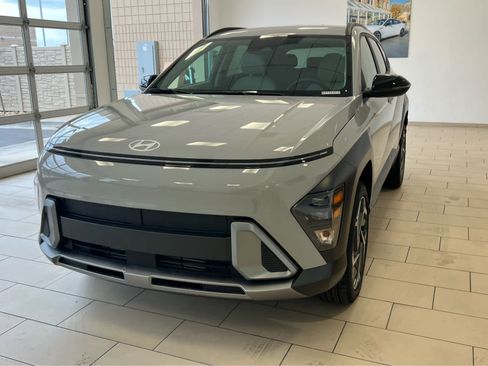 New 2026 Hyundai Kona SEL Premium image 2