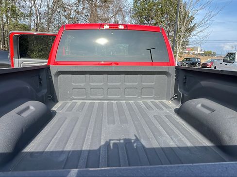 Used 2024 RAM 2500 Big Horn w/ Bed Utility Group image 13