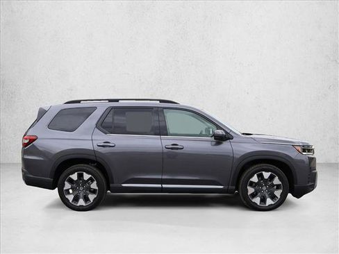 Used 2026 Honda Pilot Elite image 4