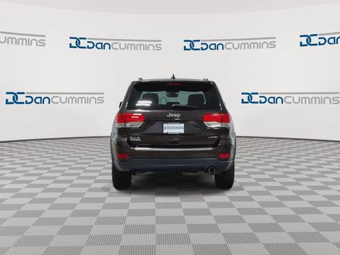 Used 2017 Jeep Grand Cherokee Limited AWD/4WD image 7