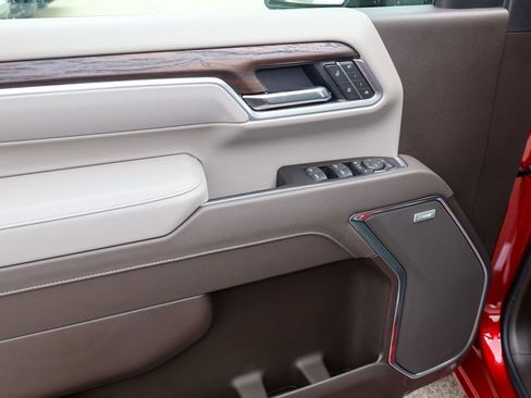 New 2026 GMC Sierra 3500 SLT image 11