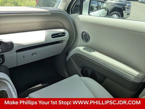 Used 2026 Hyundai Palisade SEL FWD image 16