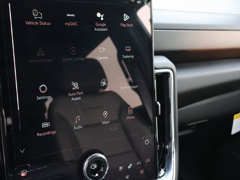 New 2026 GMC Yukon Denali image 29