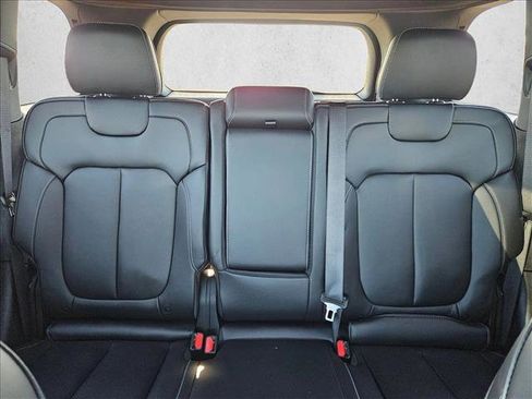 New 2025 Jeep Grand Cherokee Limited w/ Black Appearance Package image 15