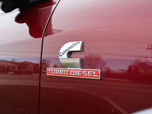 Used 2019 RAM 3500 Laramie image 3