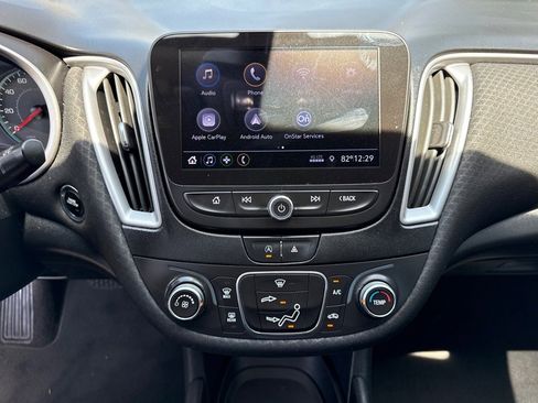 Used 2020 Chevrolet Malibu LS image 17