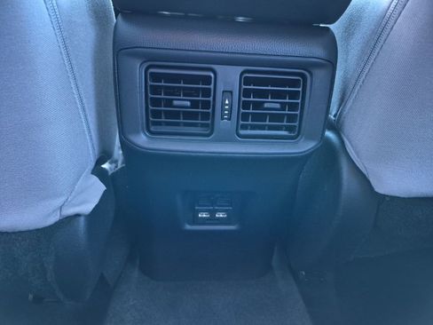 Used 2021 Toyota RAV4 XLE w/ Convenience Package image 15