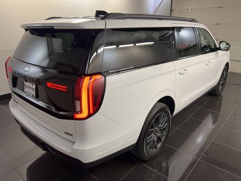 Certified 2025 Ford Expedition Max Platinum w/ Stealth Performance Package image 6