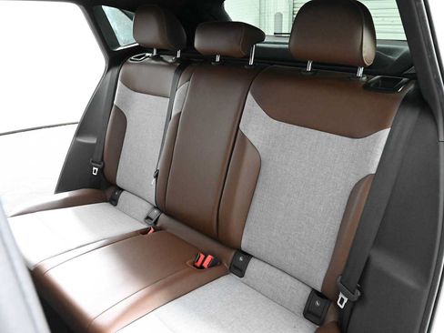 Certified 2023 Volkswagen ID.4 Pro RWD image 12