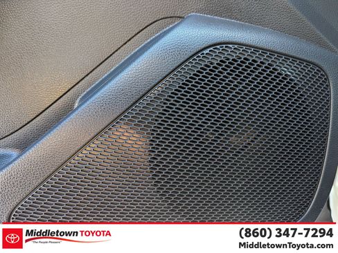 Used 2024 Toyota Corolla SE image 13