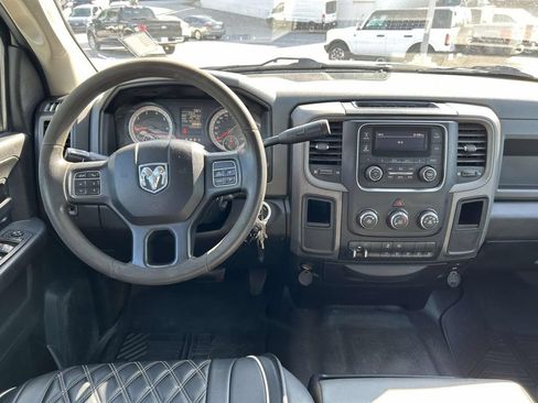 Used 2018 RAM 3500 Tradesman w/ Chrome Appearance Group RWD image 12