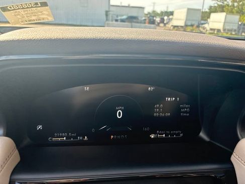 Certified 2023 Lincoln Nautilus Reserve FWD image 29